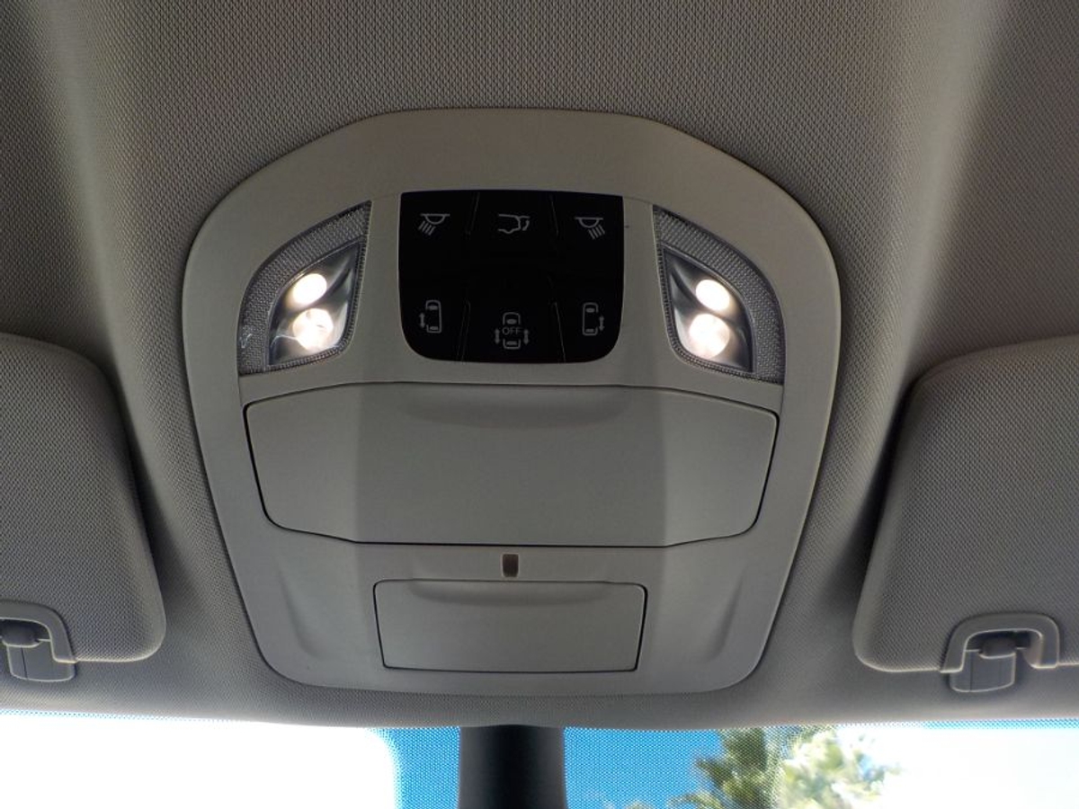 2024 CHRYSLER PACIFICA - Image 32