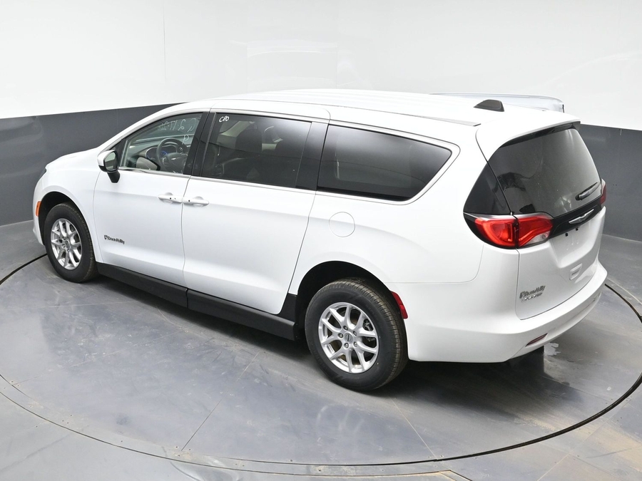 Used 2023 Chrysler Voyager LX - BraunAbility Side Entry Entry Fold Out Manual Ramp