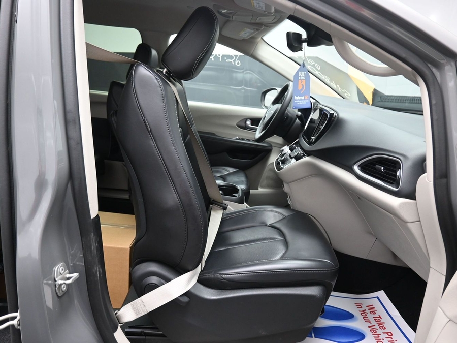 Used 2023 Chrysler Pacifica Touring L - BraunAbility Side Entry Fold Out Manual Ramp