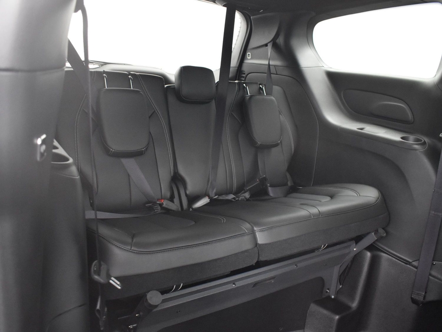 New 2025 Chrysler Pacifica Select Safety - BraunAbility Side Entry Entry Fold Out Automatic Ramp