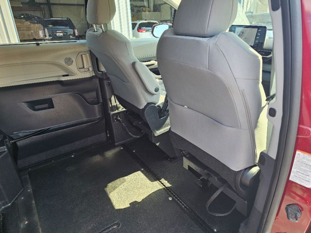 2022 TOYOTA SIENNA - Image 10