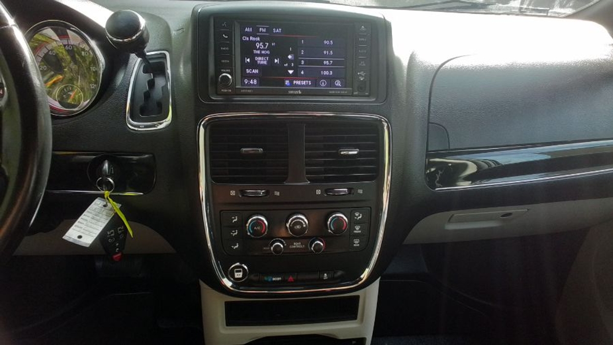 2019 DODGE GRAND CARAVAN - Image 10