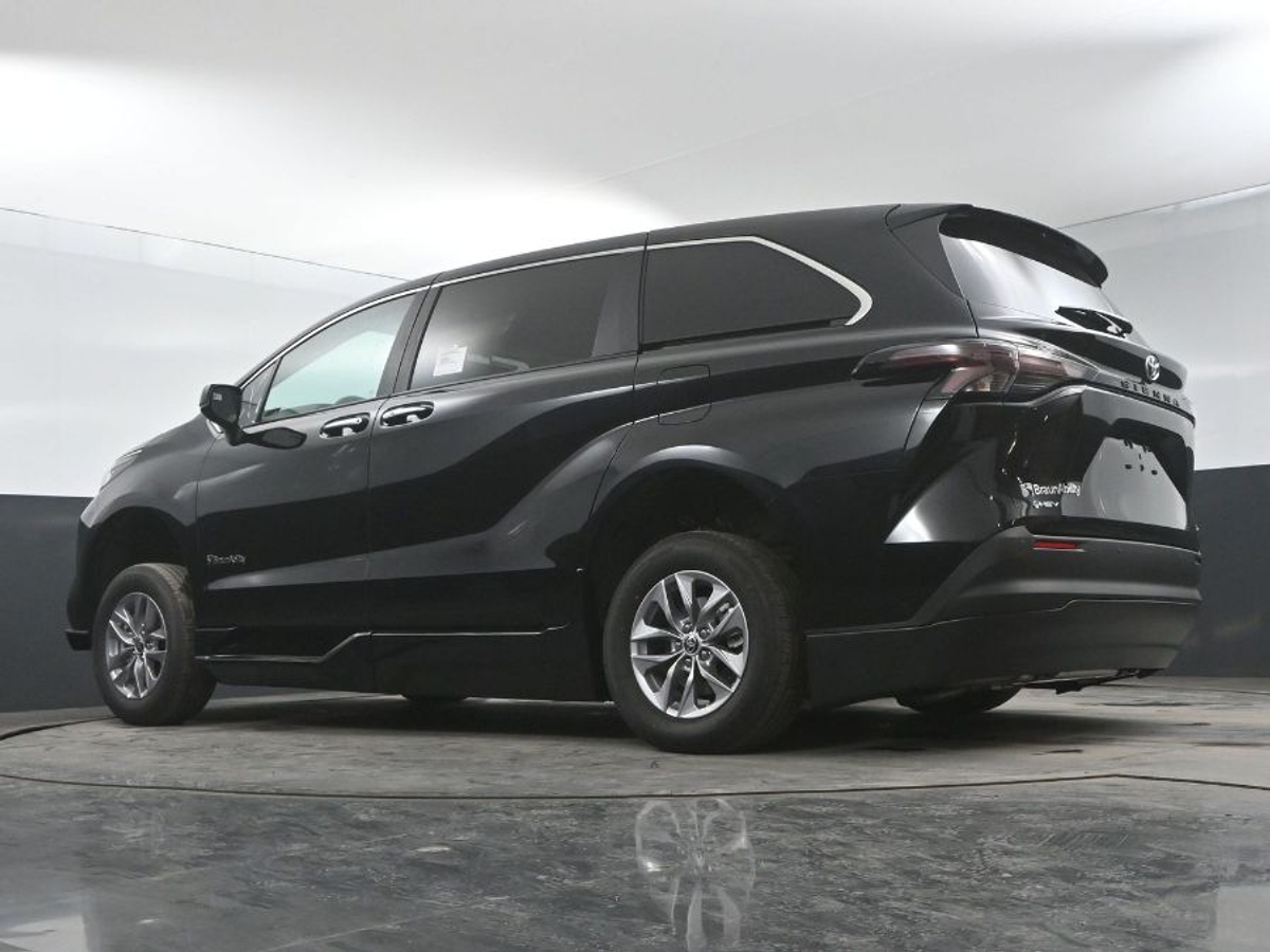 2025 TOYOTA SIENNA - Image 21