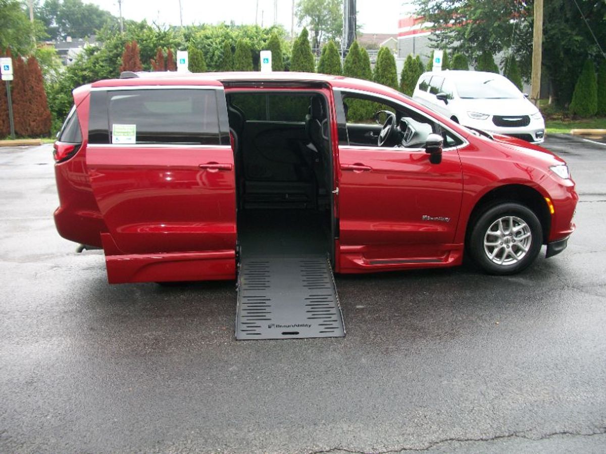 Red Chrysler Pacifica image number 3