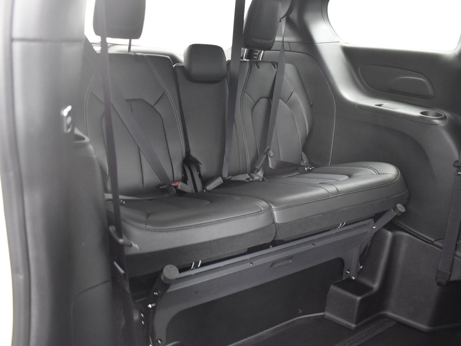 New 2025 Chrysler Pacifica Select Safety - BraunAbility Side Entry Entry Fold Out Automatic Ramp