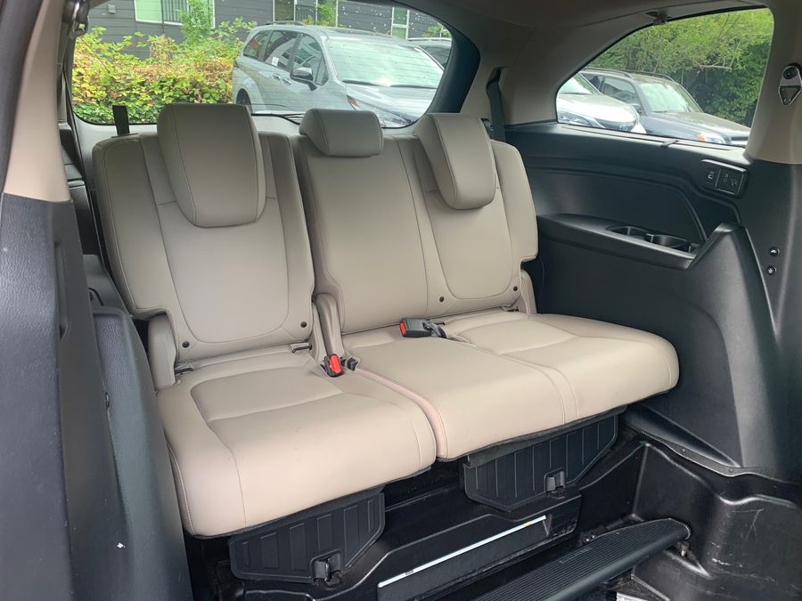 Used 2023 Honda Odyssey Touring - VMI Side Entry Entry In Floor Automatic Ramp