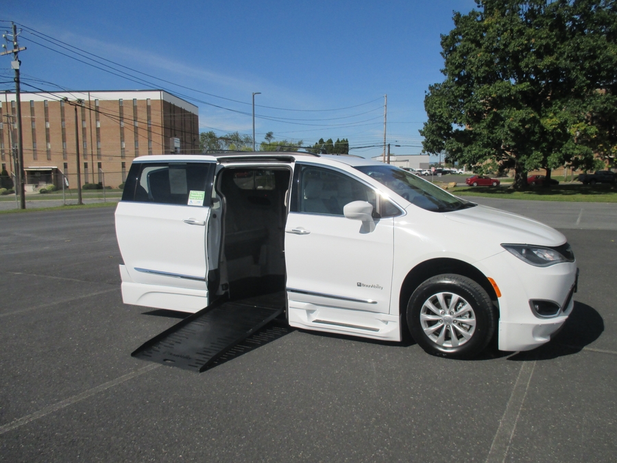 2017 Chrysler Pacifica