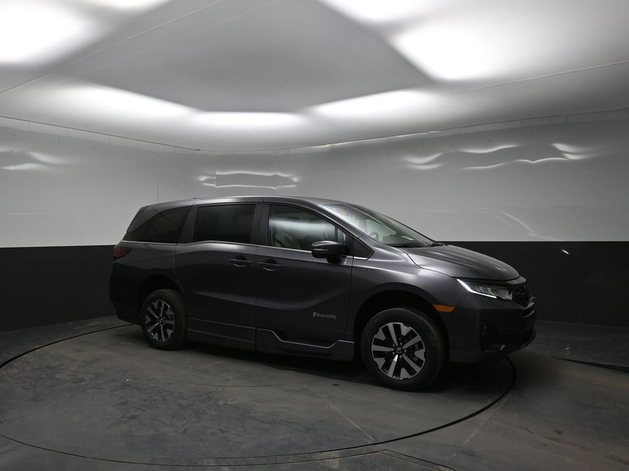 Grey Honda Odyssey image number 14