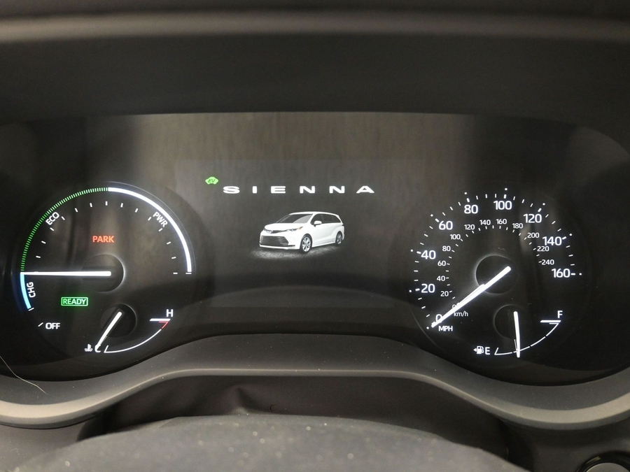 Black Toyota Sienna image number 15