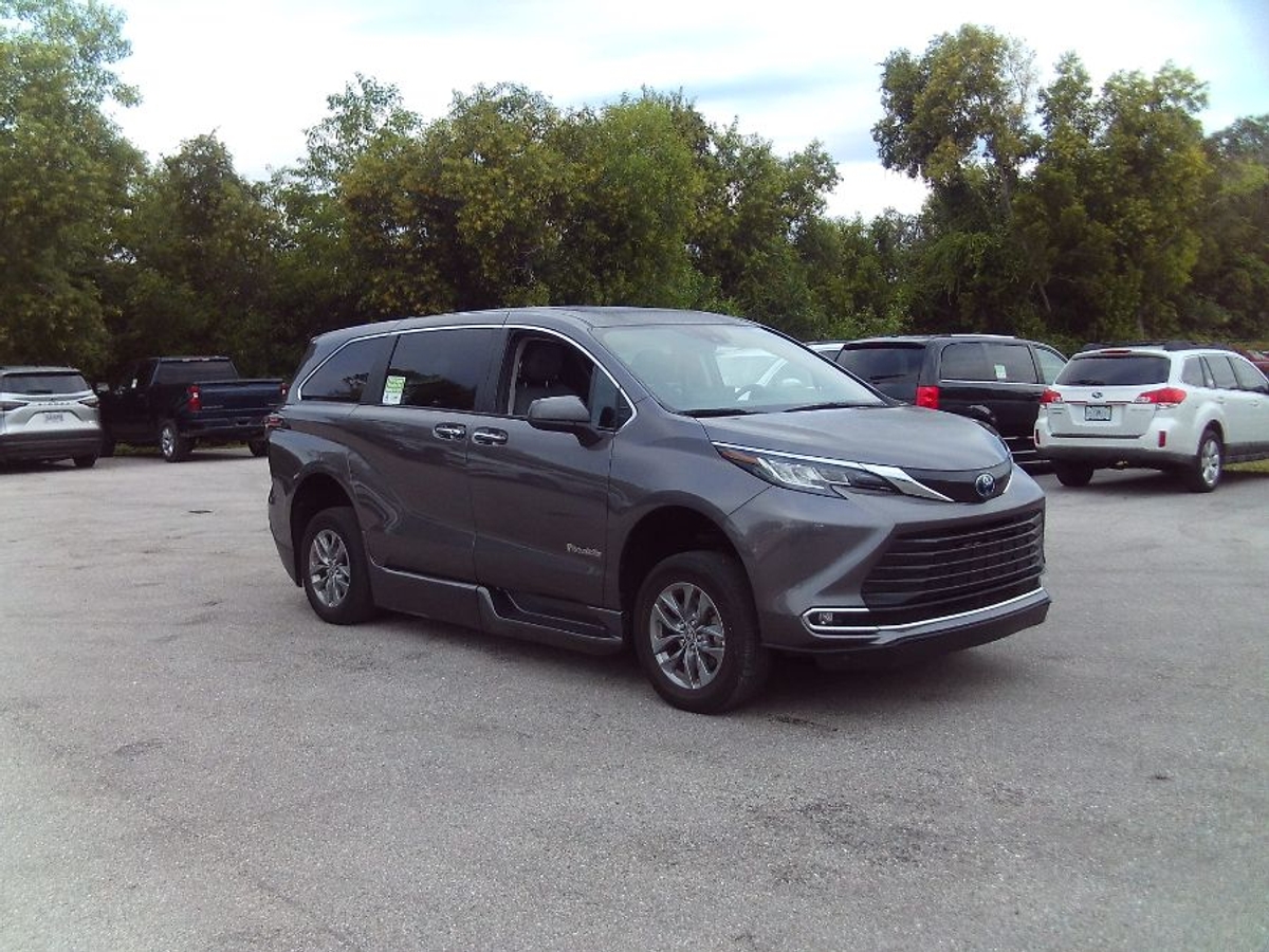 2022 TOYOTA SIENNA - Image 8