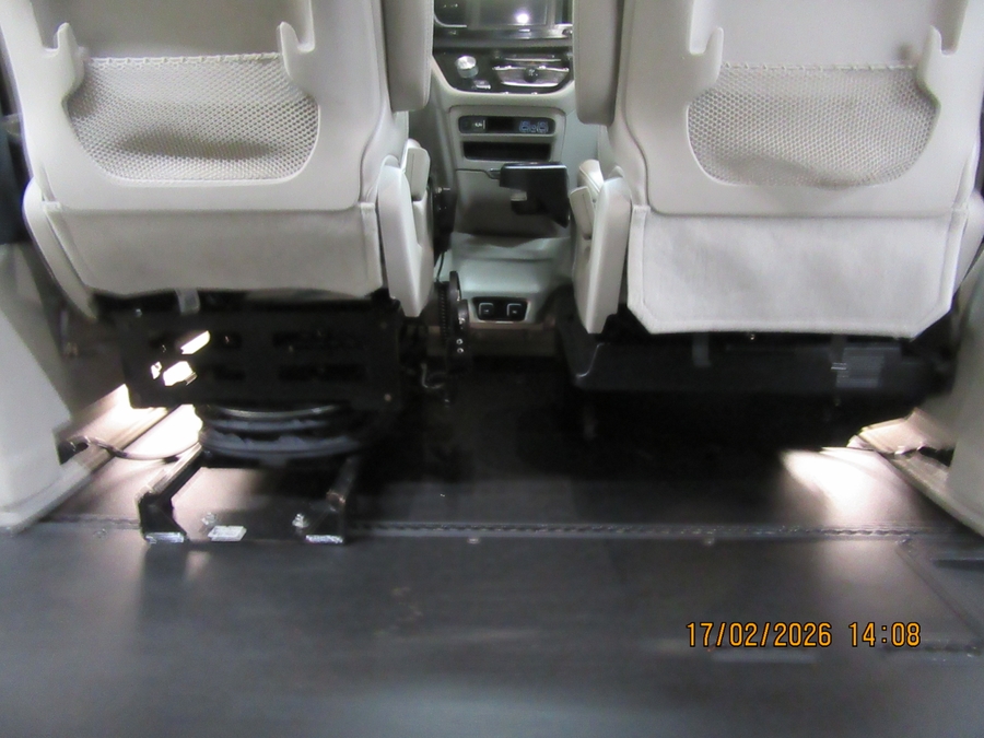 2021 CHRYSLER VOYAGER - Image 44