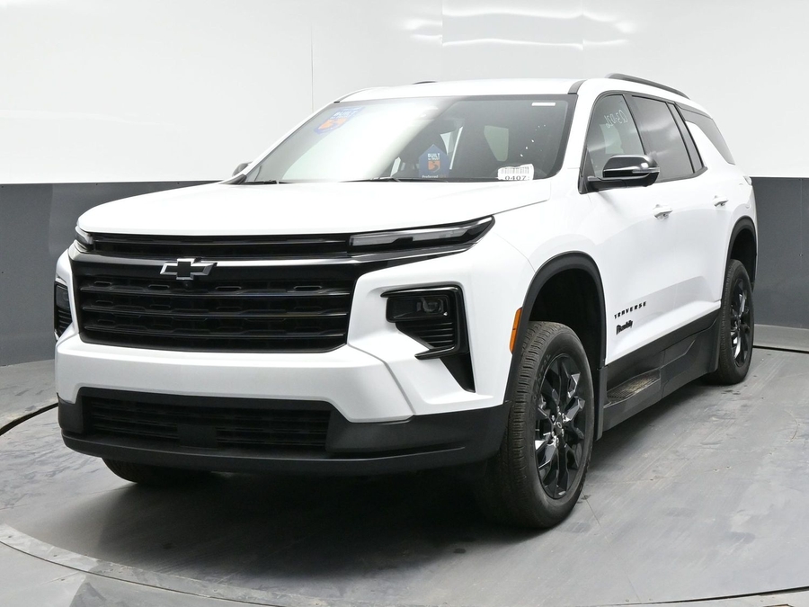 New 2026 Chevrolet Traverse 1LT Midnight - BraunAbility Side Entry In Floor Automatic Ramp
