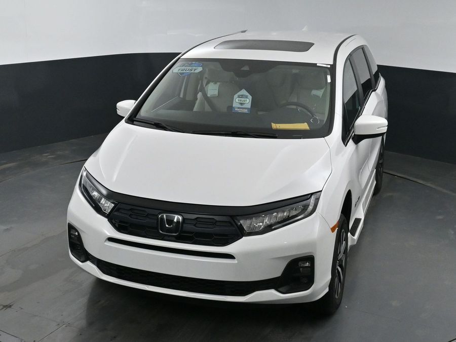 New 2025 Honda Odyssey EX-L - BraunAbility Side Entry Entry In Floor Automatic Ramp
