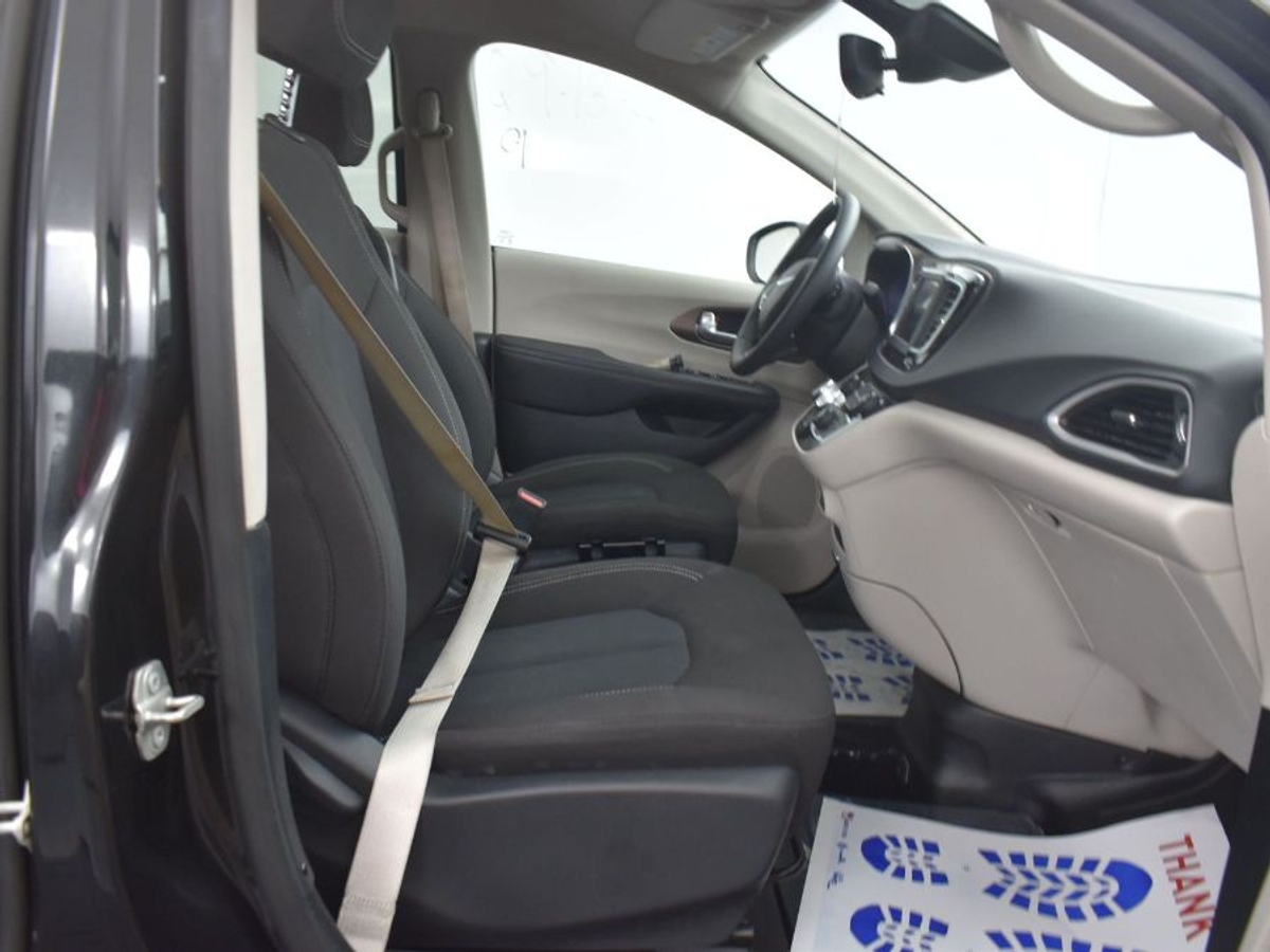 2023 CHRYSLER VOYAGER - Image 9