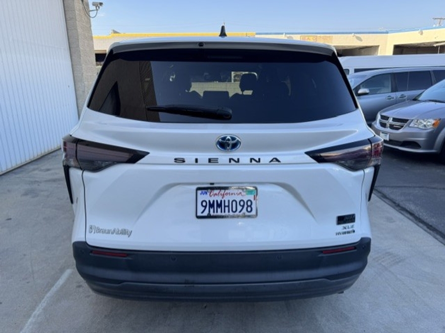 Blanco Toyota Sienna número de imagen 9