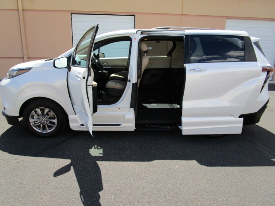 Used 2024 Toyota Sienna Hybrid XLE - VMI Side Entry Entry In Floor Automatic Ramp