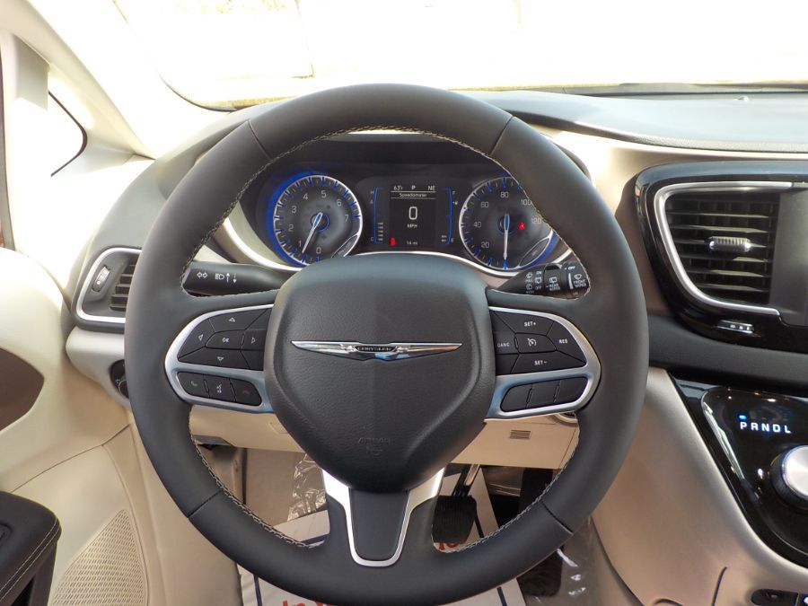 2022 CHRYSLER VOYAGER - Image 10