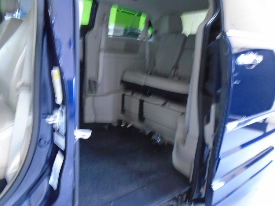 2016 Chrysler Town & Country Touring-L - Photo 7