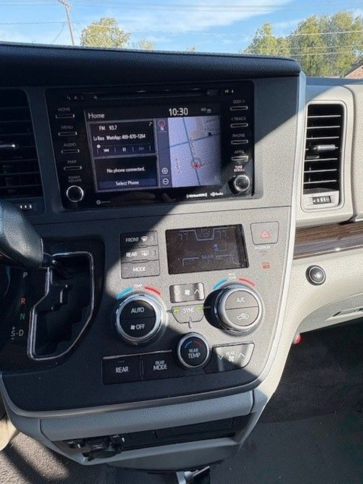 2020 TOYOTA SIENNA - Image 17