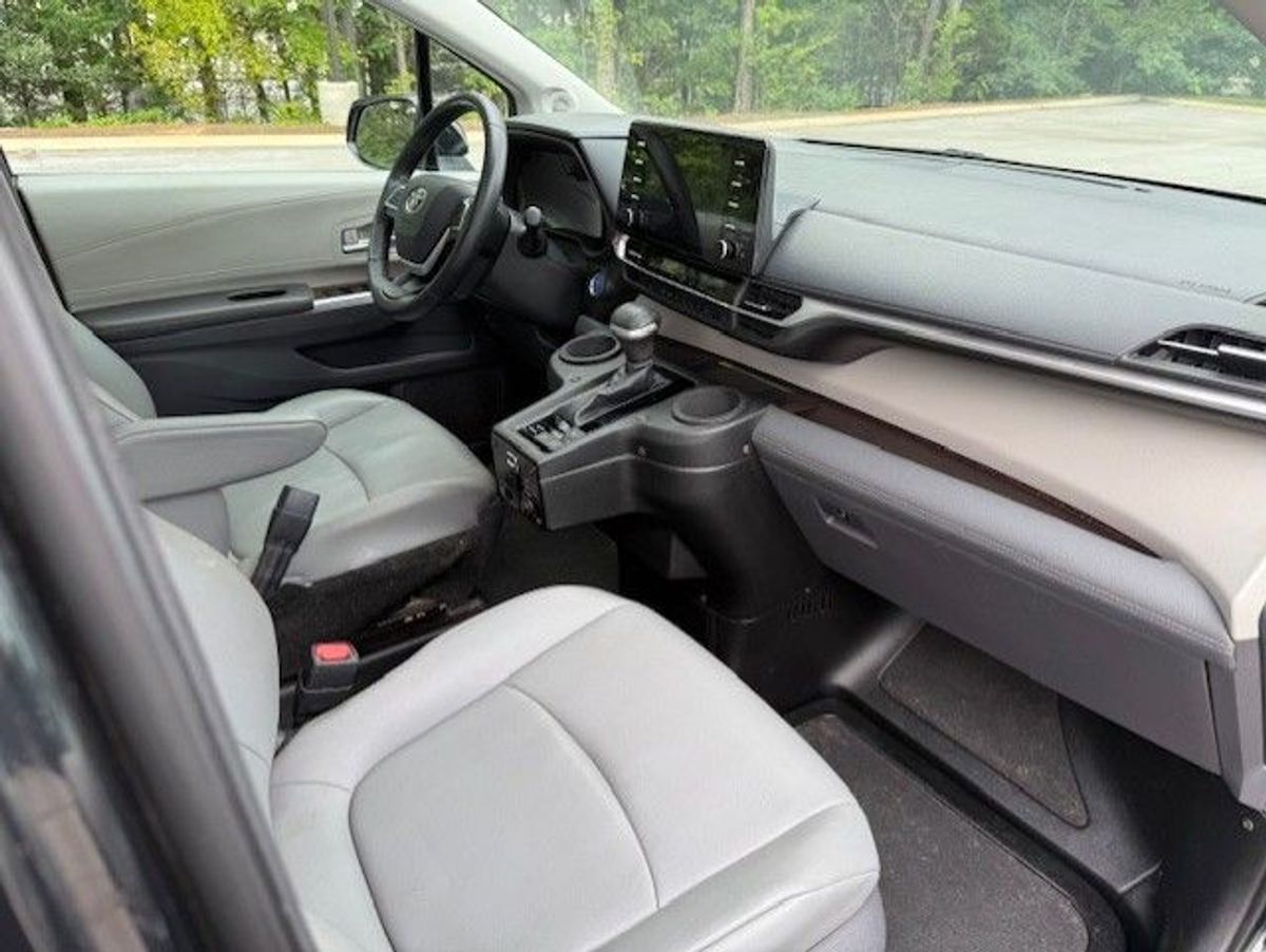 2021 TOYOTA SIENNA - Image 5