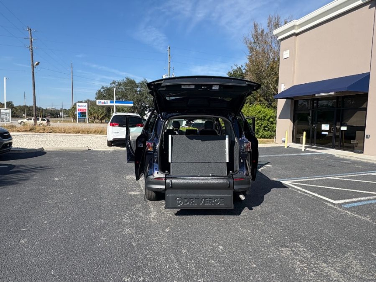 2024 TOYOTA SIENNA - Image 1