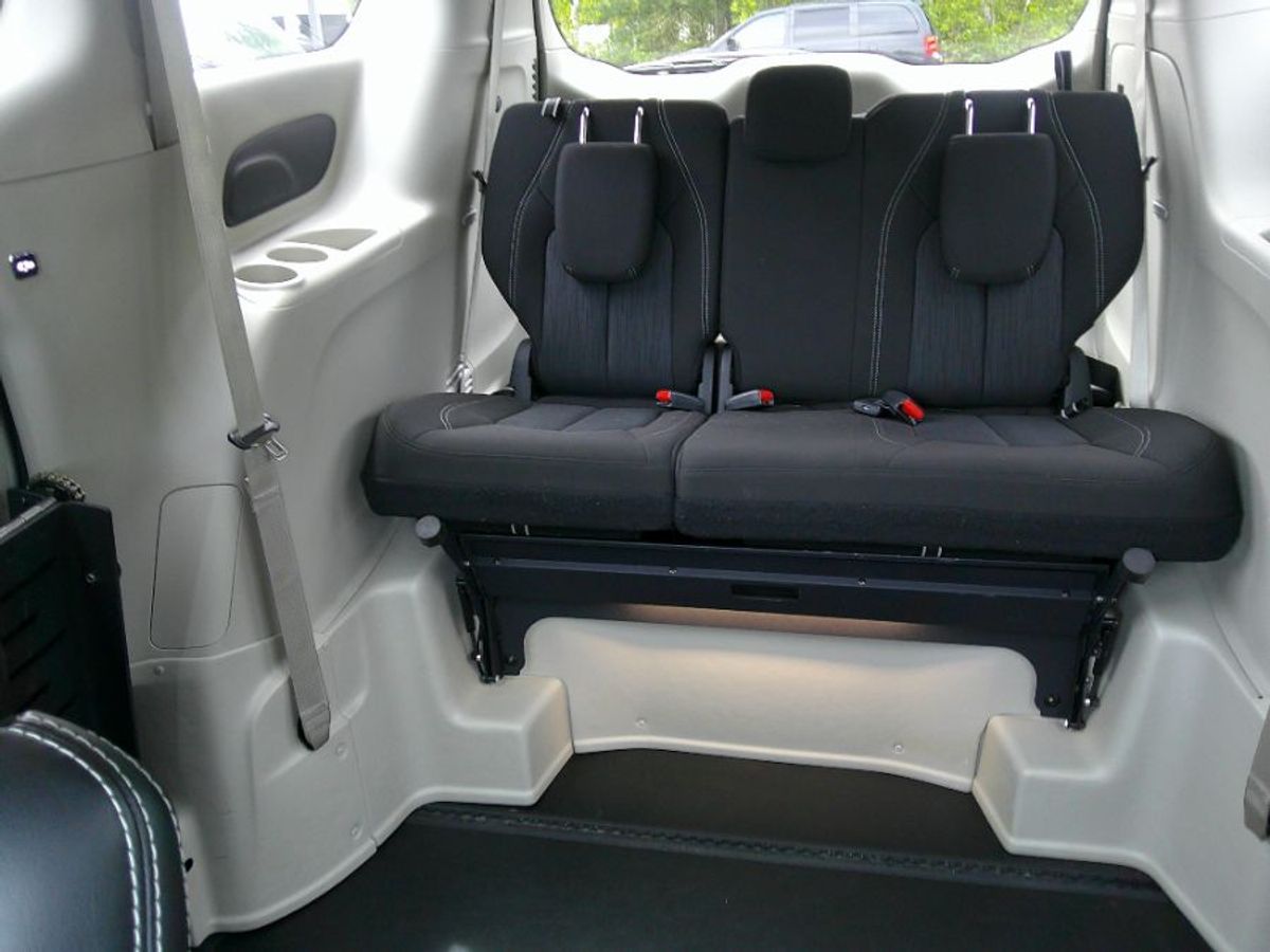 Blanco Chrysler Voyager número de imagen 17
