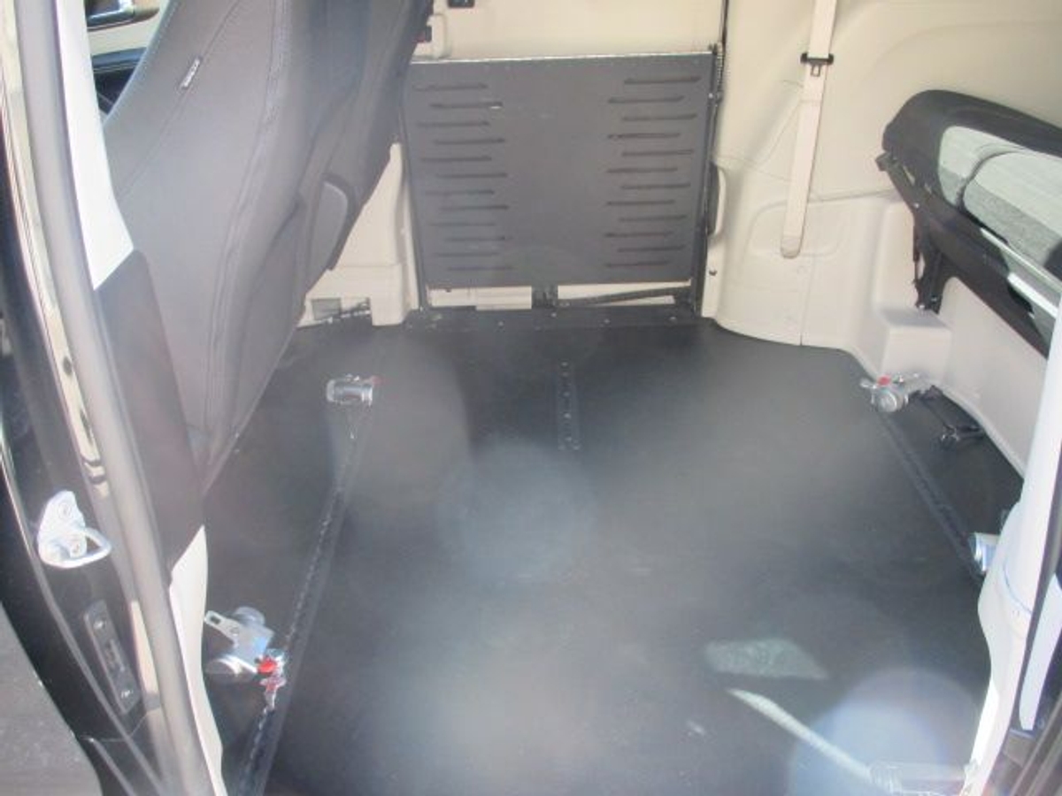 2022 CHRYSLER VOYAGER - Image 11