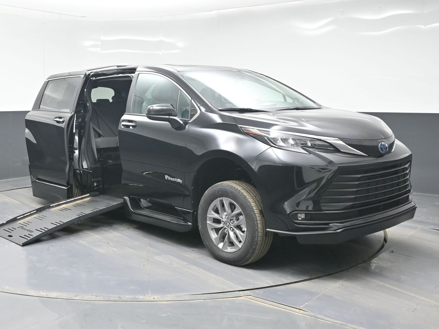 Black Toyota Sienna with Side Entry Automatic Fold Out ramp