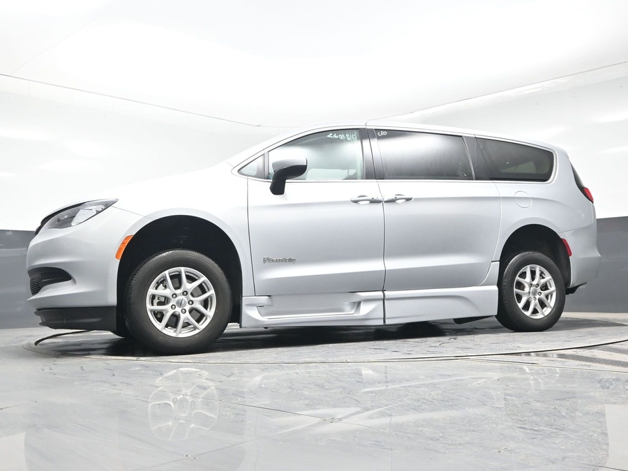 Used 2023 Chrysler Voyager LX - BraunAbility Side Entry Entry In Floor Automatic Ramp