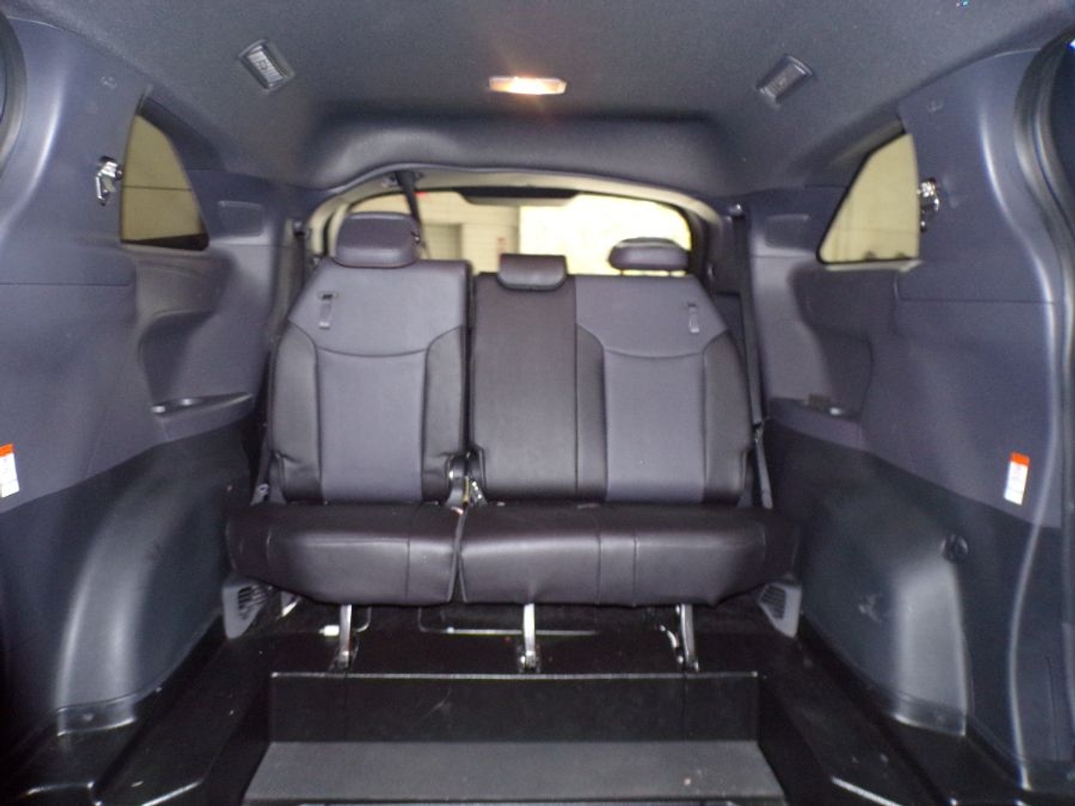 2024 TOYOTA SIENNA - Image 18