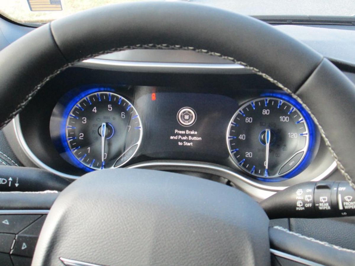 2026 CHRYSLER PACIFICA - Image 8