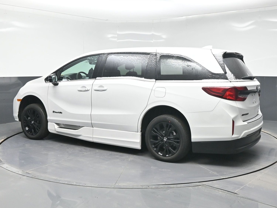 New 2026 Honda Odyssey Sport - BraunAbility Side Entry Entry In Floor Automatic Ramp