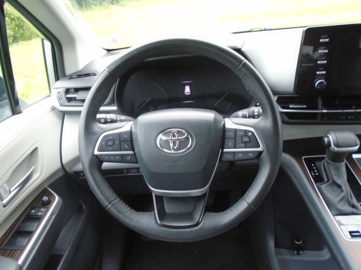 2024 TOYOTA SIENNA - Image 20