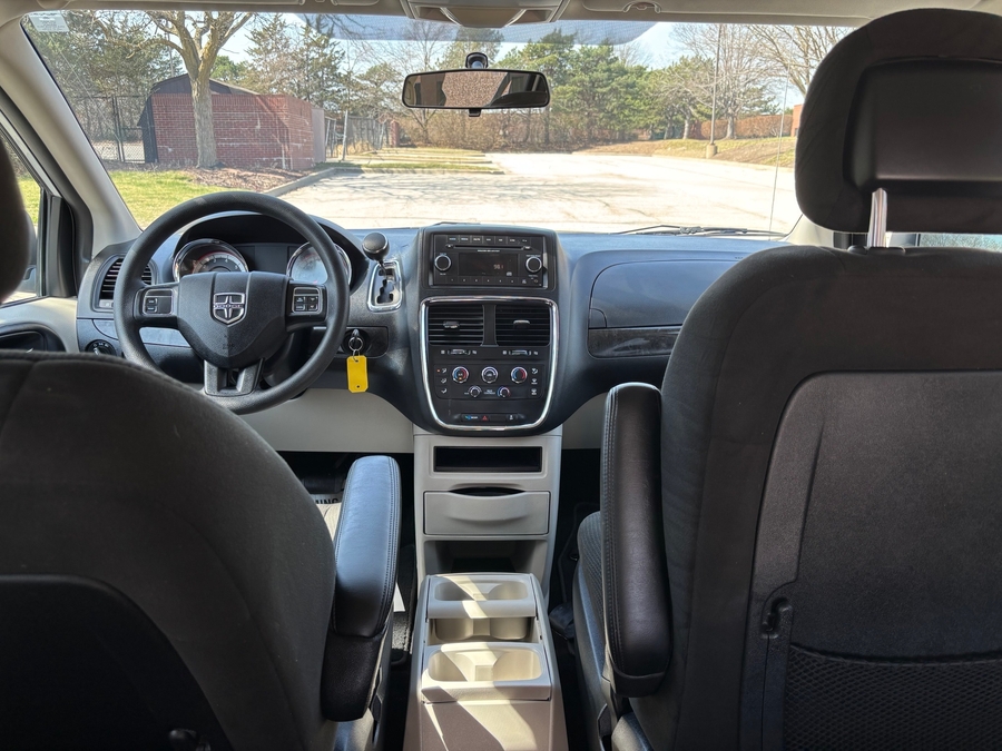 Used 2016 Dodge Grand Caravan SE - OTH Rear Entry Entry Fold Out Manual Ramp