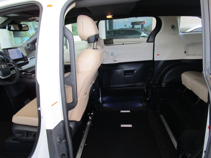 Used 2024 Toyota Sienna Hybrid XLE - VMI Side Entry Entry In Floor Automatic Ramp