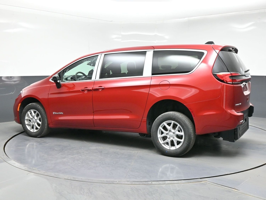 Red Chrysler Pacifica with Rear Entry Manual Fold Out ramp