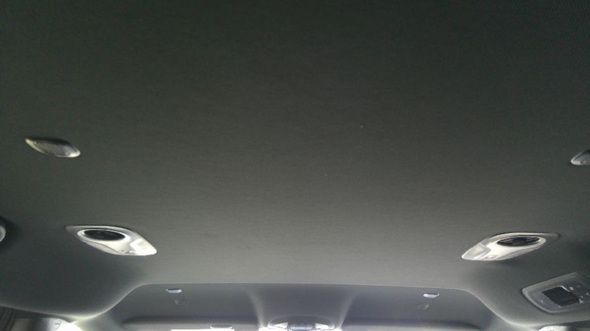 Grey Chrysler Pacifica image number 14