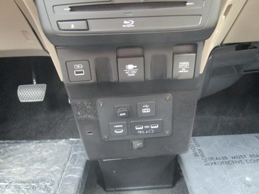 Used 2022 Honda Odyssey Touring - VMI Side Entry Entry In Floor Automatic Ramp