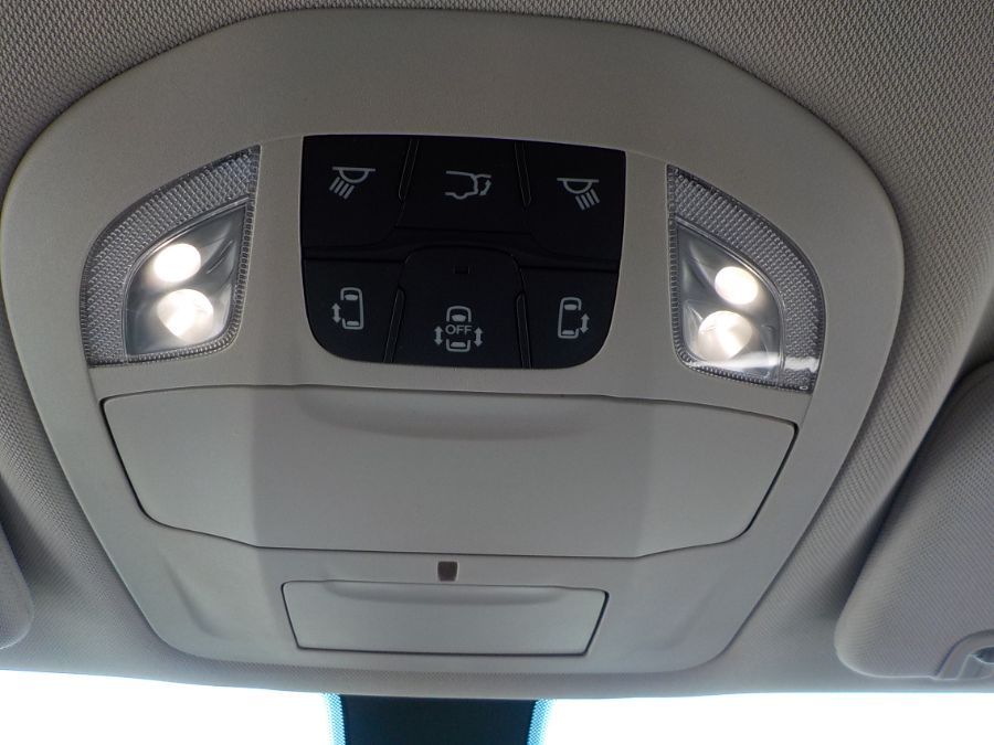 2022 CHRYSLER VOYAGER - Image 14