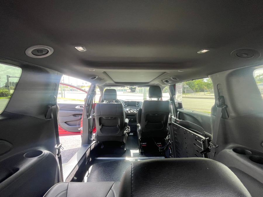 Red Chrysler Pacifica image number 12