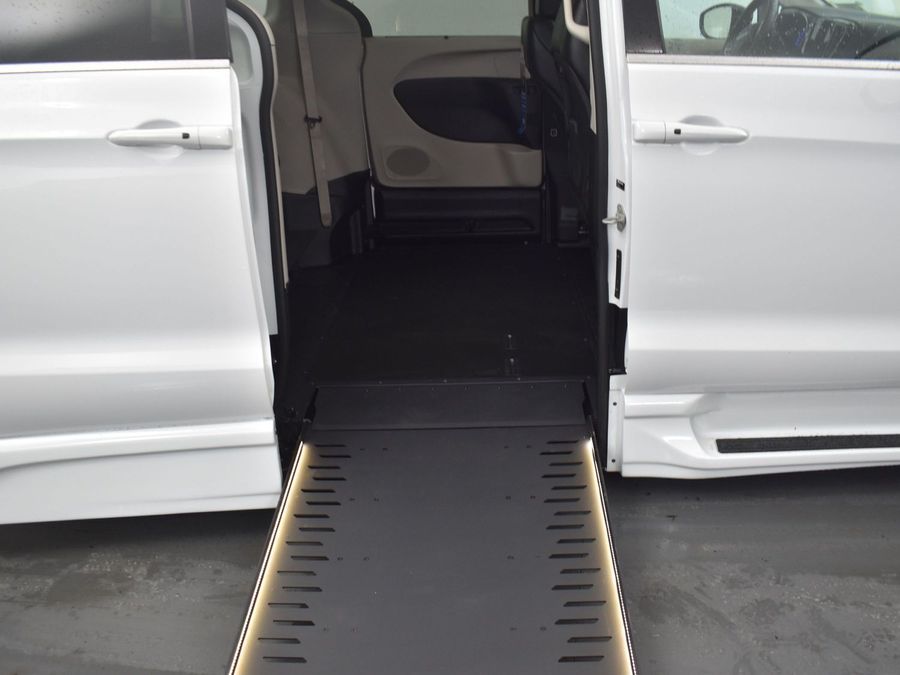 Used 2024 Chrysler Pacifica Touring L - BraunAbility Side Entry Entry Fold Out Automatic Ramp
