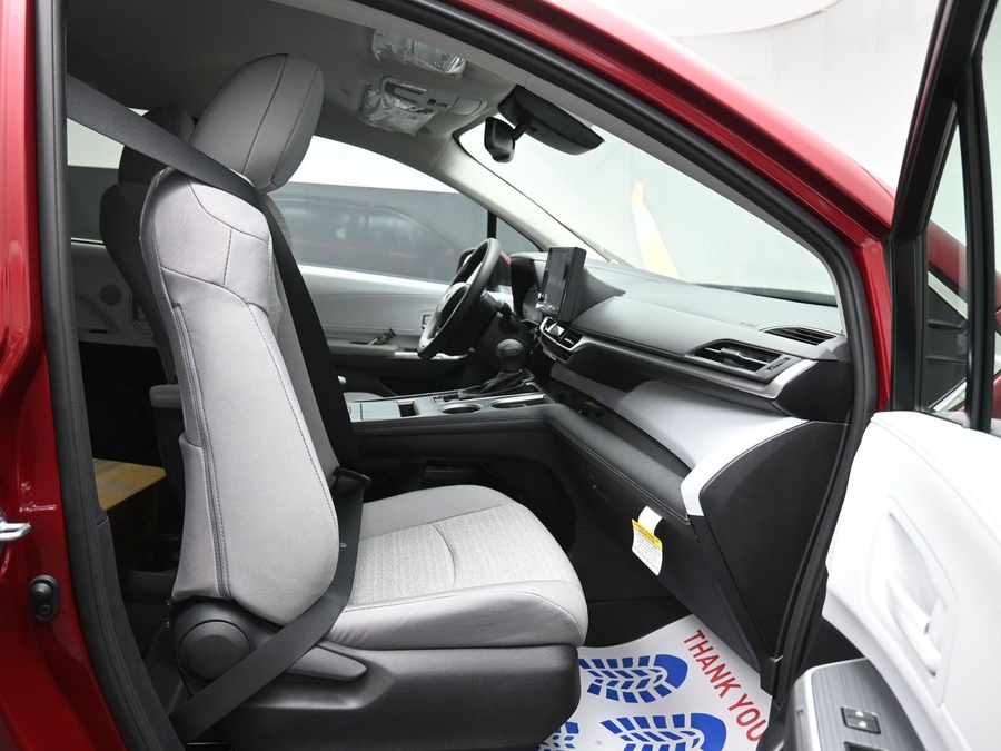 New 2026 Toyota Sienna Hybrid LE - BraunAbility Commercial Rear Entry Entry Fold Out Manual Ramp