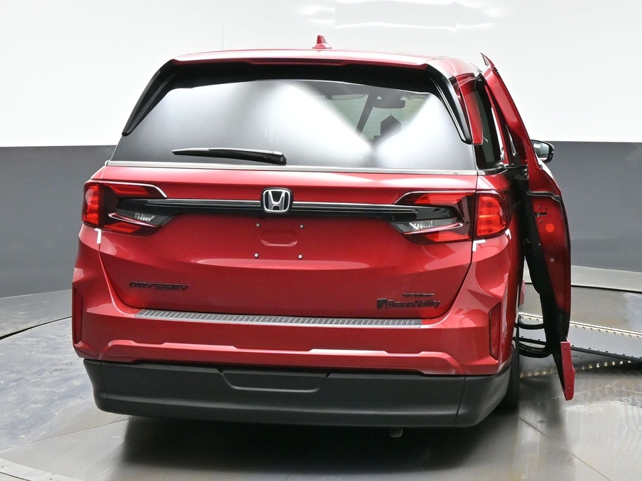 New 2026 Honda Odyssey Sport - BraunAbility Side Entry Entry In Floor Automatic Ramp