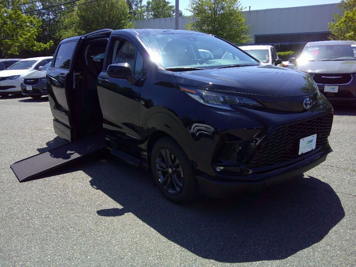 Black Toyota Sienna with Side Entry Automatic In Floor ramp