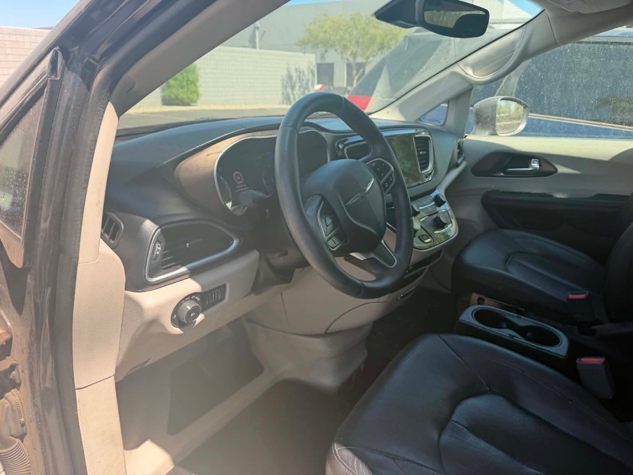 Used 2018 Chrysler Pacifica Touring L Plus - BraunAbility Side Entry Fold Out Automatic Ramp