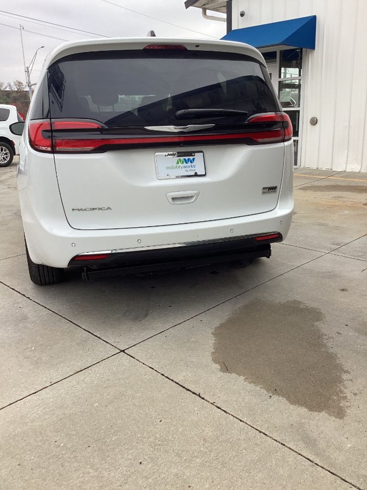 2024 CHRYSLER PACIFICA - Image 6