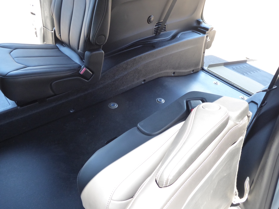 New 2026 Chrysler Voyager LX - BraunAbility Commercial Rear Entry Fold Out Manual Ramp
