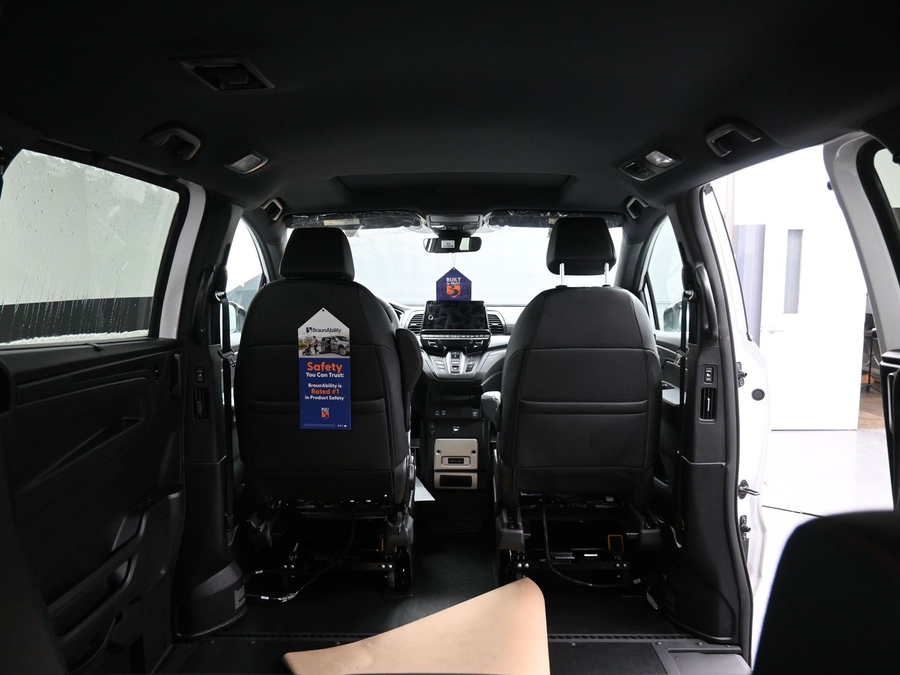 New 2026 Honda Odyssey Sport - BraunAbility Side Entry In Floor Automatic Ramp