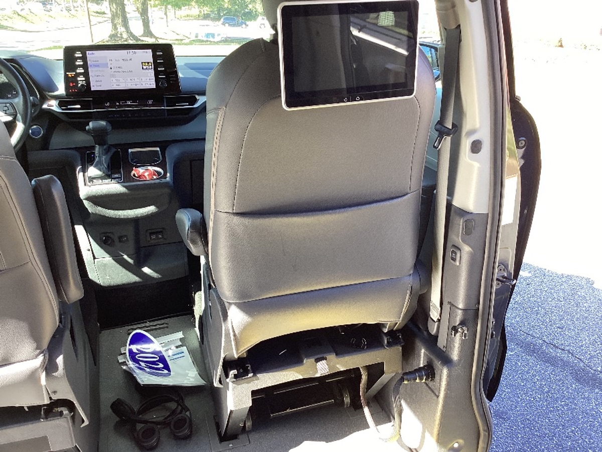 2022 TOYOTA SIENNA - Image 15