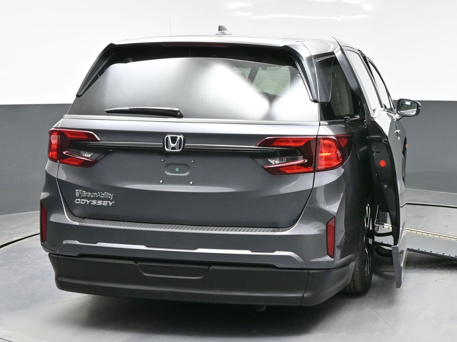 New 2026 Honda Odyssey EX-L - BraunAbility Side Entry Entry In Floor Automatic Ramp